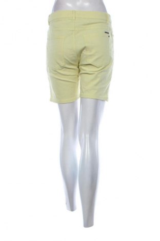 Dámské kraťasy  Esprit, Velikost M, Barva Žlutá, Cena  339,00 Kč