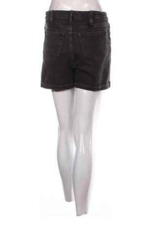 Dámské kraťasy  F&F, Velikost S, Barva Šedá, Cena  247,00 Kč