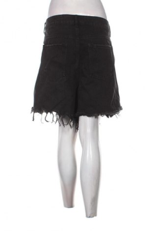 Дамски къс панталон Forever 21, Размер XXL, Цвят Черен, Цена 45,98 лв.