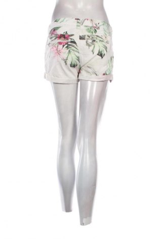 Damen Shorts Guess, Größe M, Farbe Mehrfarbig, Preis € 34,99