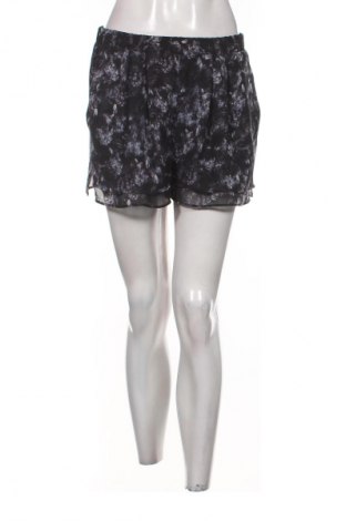 Γυναικείο κοντό παντελόνι H&M, Μέγεθος M, Χρώμα Πολύχρωμο, Τιμή 9,72 €