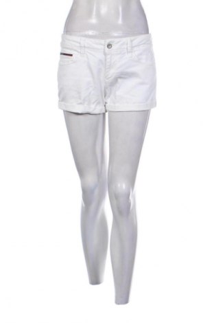 Γυναικείο κοντό παντελόνι Hilfiger Denim, Μέγεθος L, Χρώμα Λευκό, Τιμή 32,00 €