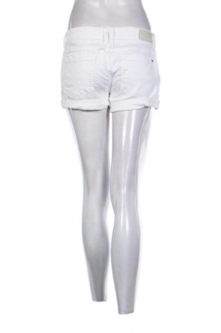 Γυναικείο κοντό παντελόνι Hilfiger Denim, Μέγεθος L, Χρώμα Λευκό, Τιμή 32,00 €