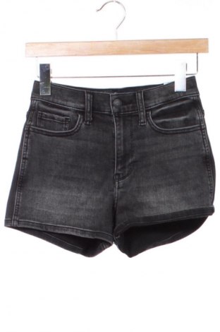 Дамски къс панталон Hollister, Размер XS, Цвят Черен, Цена 33,24 лв.