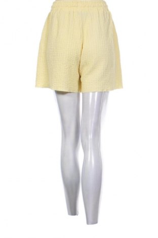 Damen Shorts LC Waikiki, Größe M, Farbe Gelb, Preis € 19,95