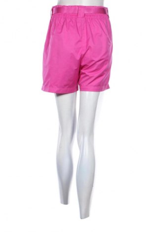 Дамски къс панталон Nike, Размер S, Цвят Лилав, Цена 35,21 лв.