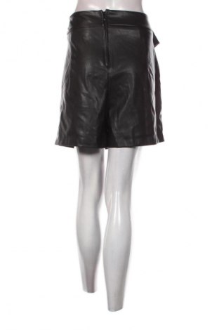 Pantaloni scurți de femei Orsay, Mărime XL, Culoare Negru, Preț 52,99 Lei