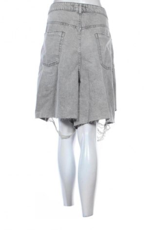 Дамски къс панталон Primark, Размер XXL, Цвят Сив, Цена 31,28 лв.