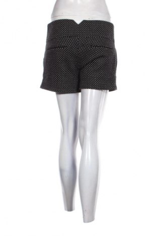 Pantaloni scurți de femei Stradivarius, Mărime L, Culoare Multicolor, Preț 50,00 Lei