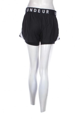 Дамски къс панталон Under Armour, Размер S, Цвят Черен, Цена 77,99 лв.