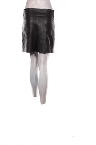 Damen Shorts Zara, Größe S, Farbe Schwarz, Preis € 13,99