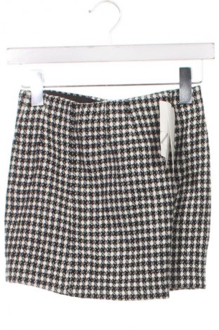 Γυναικείο κοντό παντελόνι Zara, Μέγεθος XXS, Χρώμα Πολύχρωμο, Τιμή 24,99 €