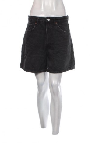 Pantaloni scurți de femei Zara, Mărime L, Culoare Negru, Preț 42,11 Lei