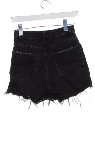 Γυναικείο κοντό παντελόνι Zara, Μέγεθος S, Χρώμα Μαύρο, Τιμή 21,70 €