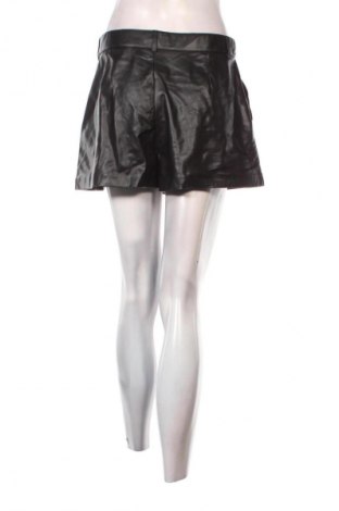 Dámské kraťasy  Zara, Velikost M, Barva Černá, Cena  249,00 Kč