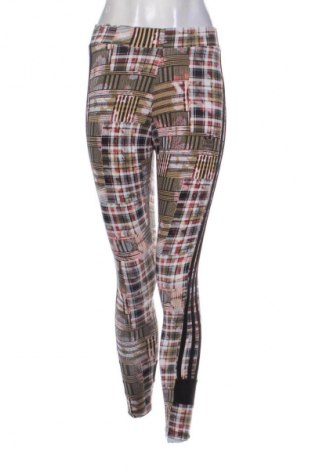 Dámske legíny  Adidas Originals, Veľkosť S, Farba Viacfarebná, Cena  18,71 €