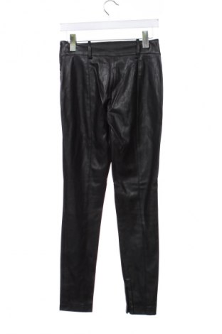 Női leggings Guess, Méret XS, Szín Fekete, Ár 10 279 Ft