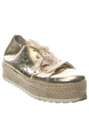 Női cipők Guess, Méret 40, Szín Arany
, Ár 26 875 Ft