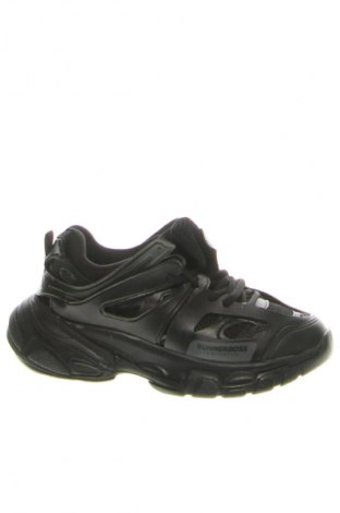 Dámské boty  RunnerBoss, Velikost 36, Barva Černá, Cena  689,00 Kč