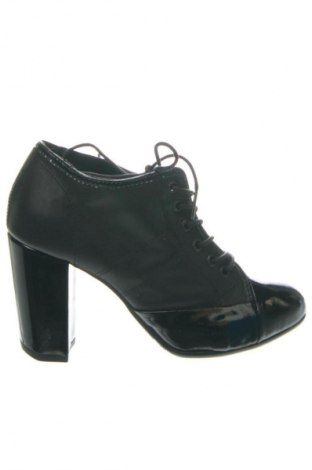 Încălțăminte de damă Unbranded, Mărime 38, Culoare Negru, Preț 163,00 Lei