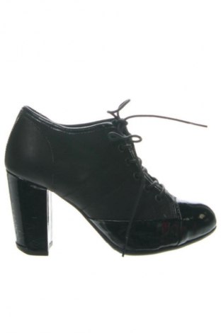 Încălțăminte de damă Unbranded, Mărime 39, Culoare Negru, Preț 134,00 Lei