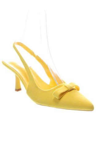 Încălțăminte de damă Unbranded, Mărime 38, Culoare Galben, Preț 80,99 Lei