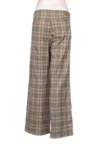 Pantaloni de femei American Eagle, Mărime L, Culoare Multicolor, Preț 68,99 Lei