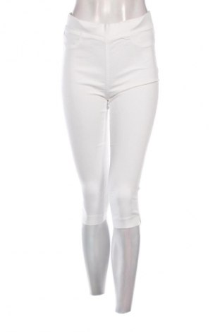Дамски панталон B.Young, Размер L, Цвят Бял, Цена 30,99 лв.