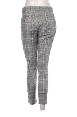 Dámské kalhoty  Bershka, Velikost M, Barva Vícebarevné, Cena  529,00 Kč