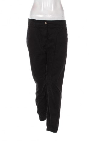 Női nadrág Bershka, Méret M, Szín Fekete, Ár 3 909 Ft