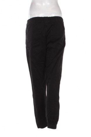 Női nadrág Bershka, Méret M, Szín Fekete, Ár 3 909 Ft