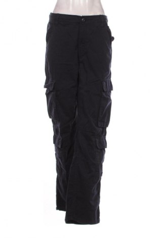 Damenhose Bershka, Größe M, Farbe Blau, Preis € 15,00