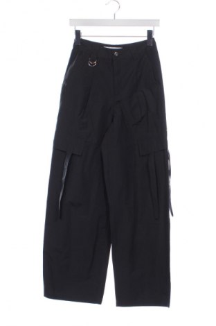 Γυναικείο παντελόνι Bershka, Μέγεθος XS, Χρώμα Γκρί, Τιμή 14,83 €