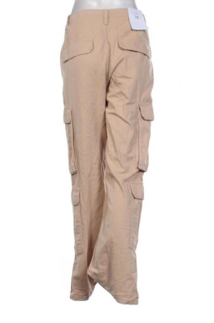 Női nadrág Bershka, Méret M, Szín Bézs, Ár 9 384 Ft