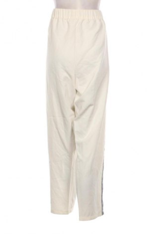 Damenhose Bpc Bonprix Collection, Größe 3XL, Farbe Weiß, Preis 8,99 €