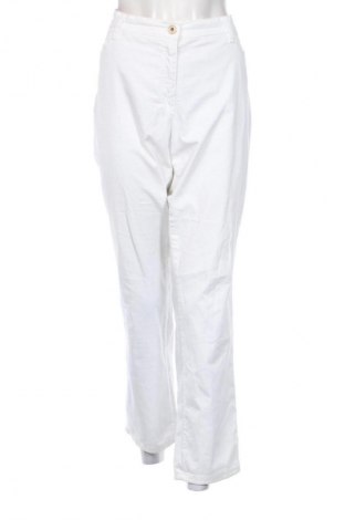 Damenhose Brax, Größe XXL, Farbe Weiß, Preis 32,00 €