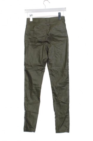 Дамски панталон Cropp, Размер XS, Цвят Зелен, Цена 93,10 лв.
