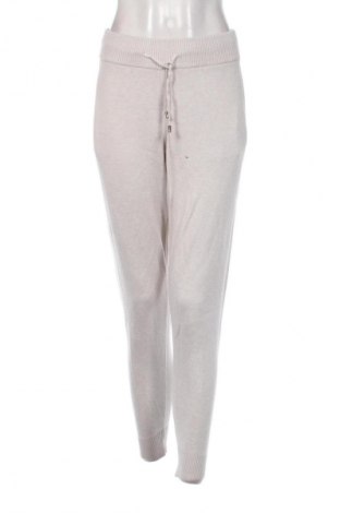 Дамски панталон Essentials, Размер L, Цвят Бежов, Цена 17,99 лв.