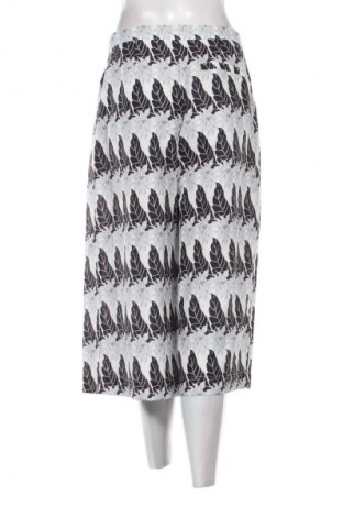 Дамски панталон Glamorous, Размер M, Цвят Многоцветен, Цена 41,04 лв.