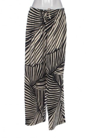 Pantaloni de femei H&M, Mărime M, Culoare Multicolor, Preț 100,67 Lei