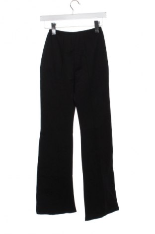 Pantaloni de femei Mango, Mărime XXS, Culoare Negru, Preț 243,99 Lei