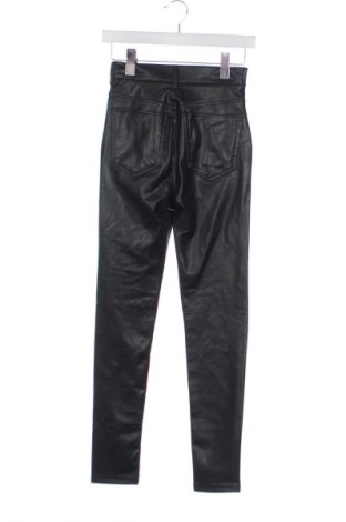 Damenhose Pull&Bear, Größe XS, Farbe Schwarz, Preis € 14,77