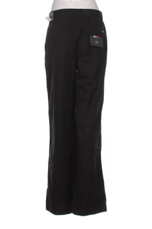 Дамски панталон Tommy Jeans, Размер M, Цвят Черен, Цена 189,99 лв.