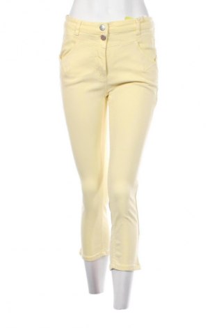 Дамски панталон Toni, Размер M, Цвят Жълт, Цена 93,99 лв.