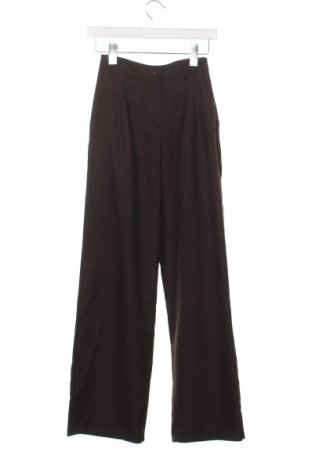 Дамски панталон Trendyol, Размер XS, Цвят Кафяв, Цена 47,88 лв.