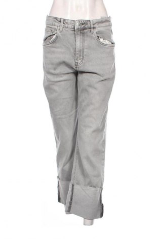 Дамски панталон Unbranded, Размер L, Цвят Сив, Цена 19,99 лв.