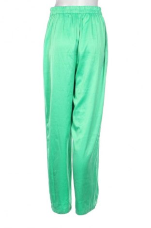 Дамски панталон Unbranded, Размер S, Цвят Зелен, Цена 29,33 лв.