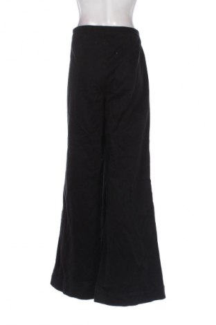 Dámské kalhoty  United Colors Of Benetton, Velikost L, Barva Černá, Cena  329,00 Kč