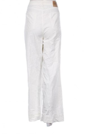 Дамски панталон Vanilia, Размер XL, Цвят Екрю, Цена 16,99 лв.