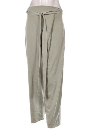 Дамски панталон Zara, Размер L, Цвят Зелен, Цена 30,20 лв.